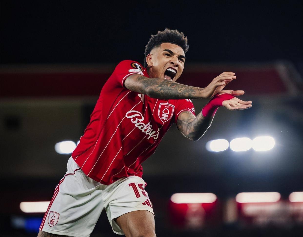 关于风云突变尤文图斯清晨刷新队史纪录，欧联版图或变，球迷炸锅，轮换策略成焦点的信息-九游娱乐平台